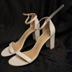 Stuart Weitzman Women's white heel